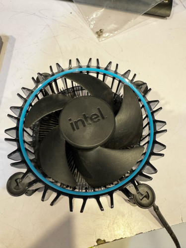 CPU only i3 13100-14100 មាន20គ្រាប់