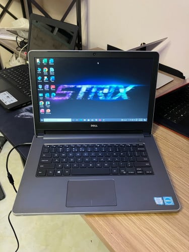 Dell Inspiron 5468 / i3-6006U / RAM 8GB / SSD 128GB / Battery 🔋 good