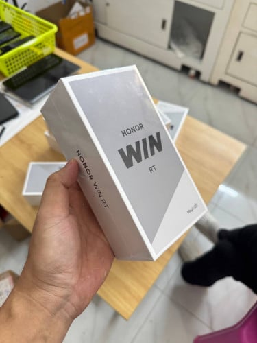 Honor Win RT