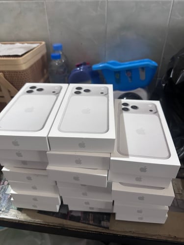 I phone 17 pro max 256g ZA No Active លក់1390$