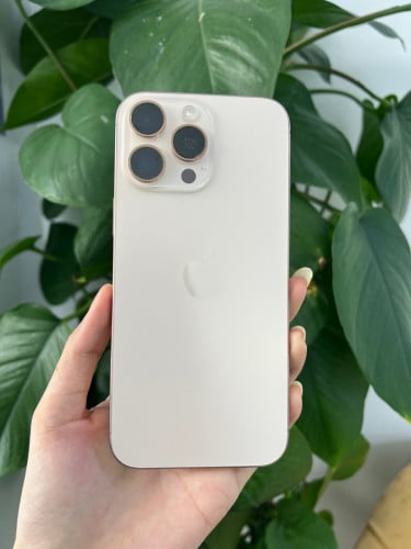 iPhone 16promax 256g LL/A មួយទឹកសុំណុំសុីន តម្លៃ890$