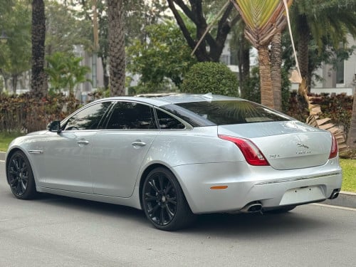 JAGUAR XJL PORTFOLIO