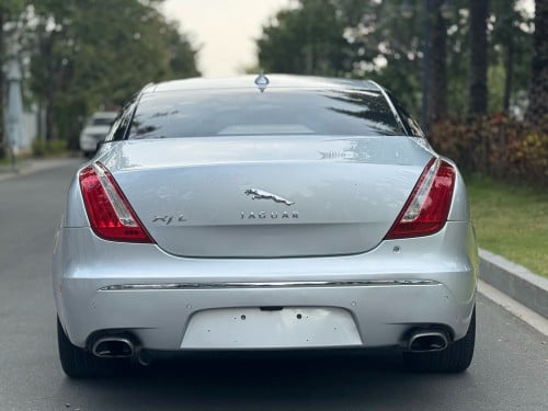 JAGUAR XJL PORTFOLIO