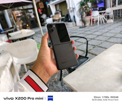 OPPO Find N2 Flip ក្រុមហ៊ុន Sim2