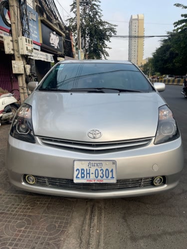 Prius half full ធានាលំដាប់មេឡាន លក់បន្ទាន់