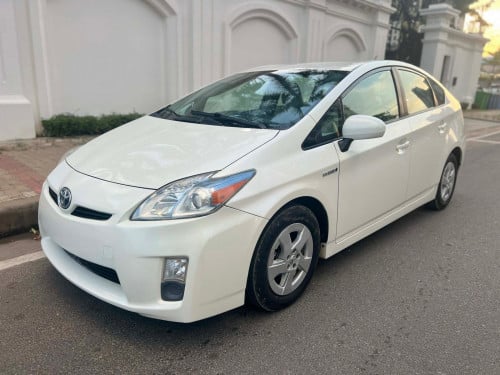 Toyota Prius 2010 Option 3 សរ ក្នុង សរទេកដោះគោ