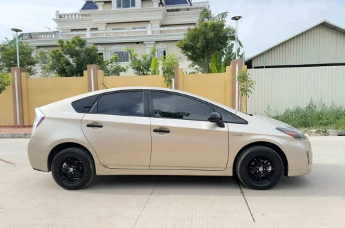 Toyota Prius 2010 option 4