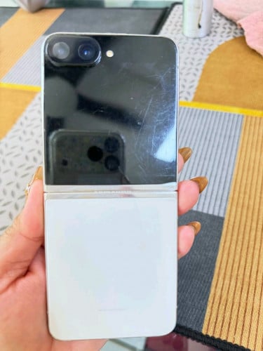 Zflip 5 8G 256G 99% 299$