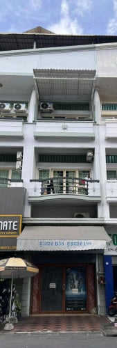 ផ្ទះល្វែងជួល