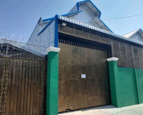 ឃ្លាំងជួល