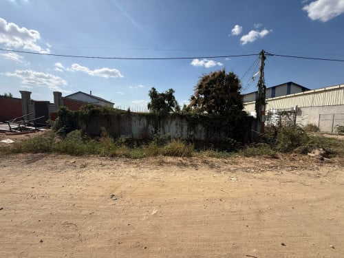 ដីលក់នៅជិតប្រលានយន្ដហោះពោធិ៍ចិនតុង