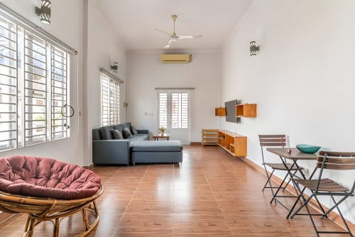 𝐅𝐨𝐫 𝐑𝐞𝐧𝐭: 2-Bedroom Renovated Apt – BKK3