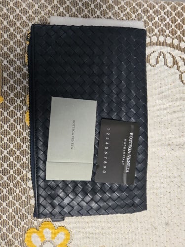 កាបូបប្រេន អត់ប្រអប់ ទិញមកពីប្រទេសអ៊ីតាលី លក់ខាតក្នុងតម្លៃ 50%