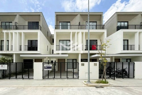 🏠វីឡាភ្លោះតូចសម្រាប់លក់នៅបុរីចន្ទគីរី 💲$168,000