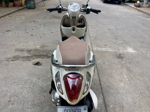 015 ទម្លាក់ពន្ធឯកសារគ្រប់