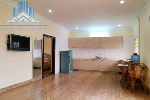 2 bedrooms st 390 for rent