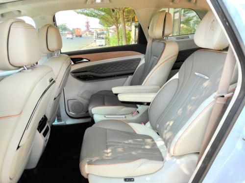 2024 DONGFENG FORTHING U-TOUR 1.5T ម៉ាស៊ីន Mitsubishi