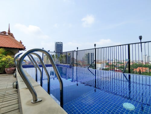 2Bedroom Swimming pool Serviced Apartment for rent near Toul Kork market