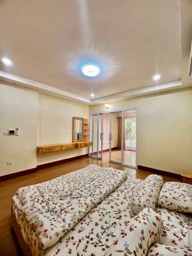 Apartment for rent ផ្សារដីហ៊ុយ