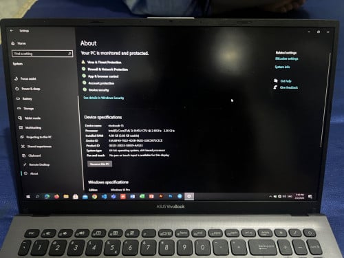 Asus Vivobook Core i3 8Gen price 150$