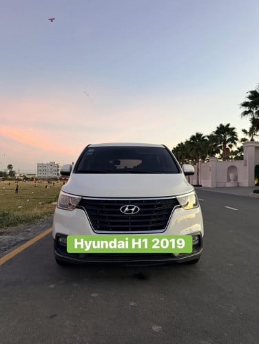 Hyundai H1 2019 full option