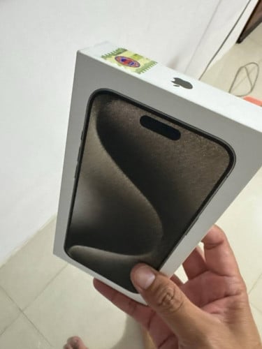 iPhone 15 Pro Max ZP/A titanium color Fullset box 99%