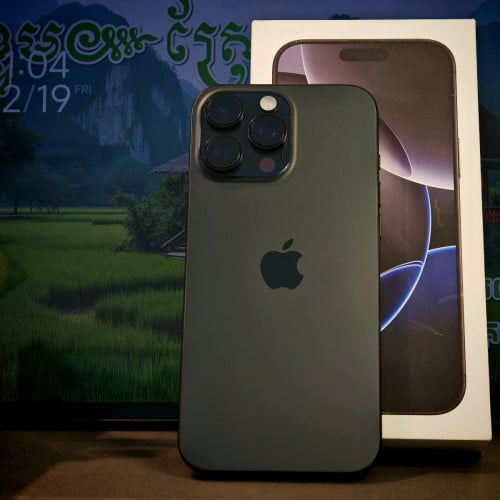 iPhone 16 Pro max ស្អាត99.99% (វ៉ៃដូរបាន)មានធានាច្បាស់លាស់ត្រឹមត្រូវ