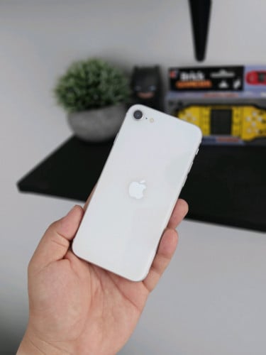 iPhone SE 2 64g ស្អាត99% សានុំហ្សីន ណែន