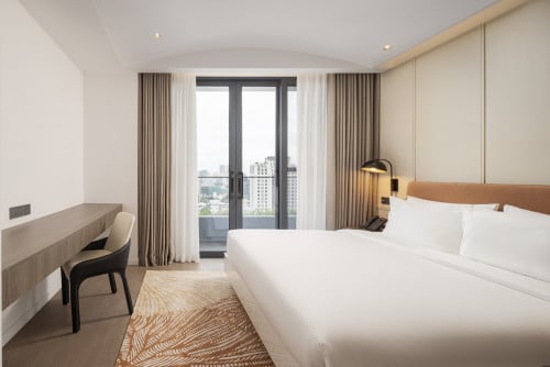 Luxury two-bedroom for lease -KHRA772B