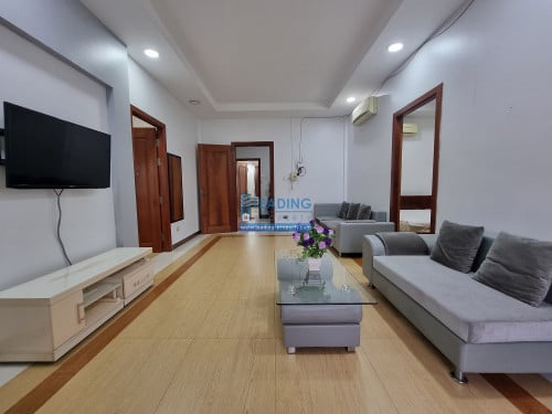 N878 | Beautiful and Bright Apartment 2 Bedrooms Unit For Rent Near Russian Market