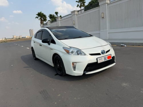 Prius 2013 Option3 Solar