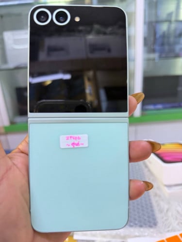 SAMSUNG Z Flip 6 12G/256G 99%