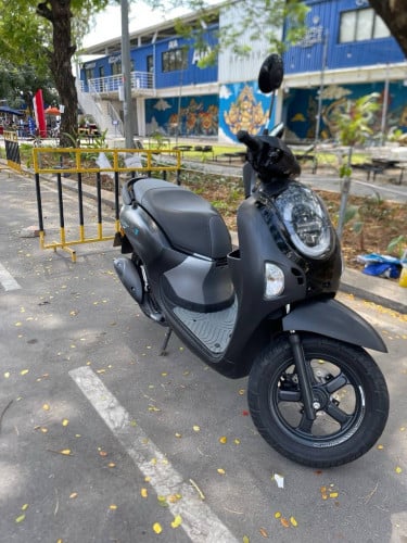 Scopy 025 ខ្មៅគ្រាម​