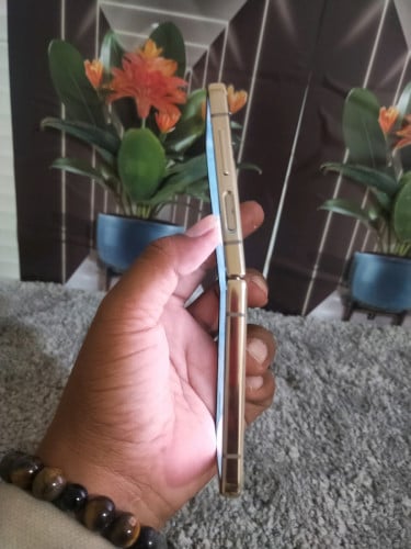 Sumsung ZFlip 4 sim1 ram8G 128G