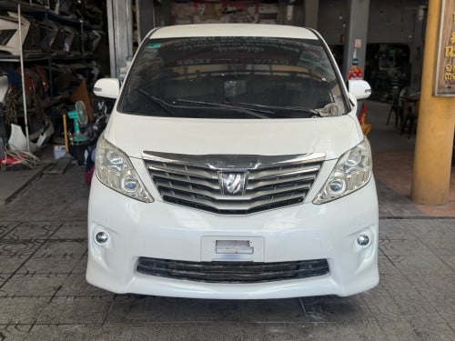 Toyota Alphard 2010 កៅអីVIP ( ម្ចាស់ដើមទី១)