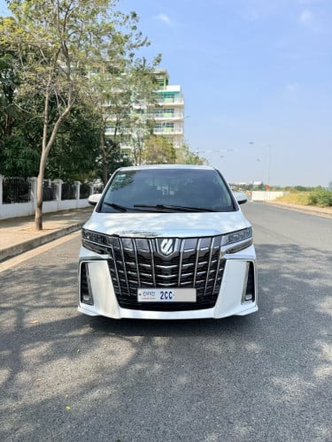 Toyota Alphard 2015 V4 សាំង