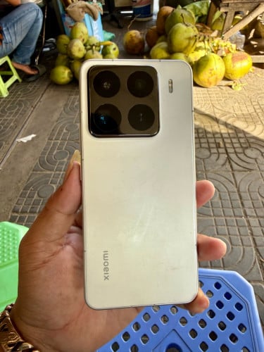 Xiaomi 15 Pro 256GB RAM 12 Mi Account 210$