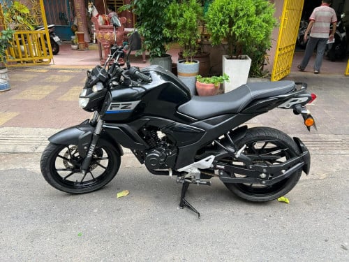 Yamaha FZ
