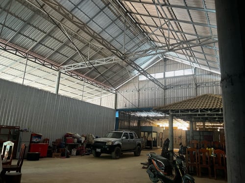 ឃ្លាំងជួល កណ្ដាលស្ទឹង កណ្ដាល ផ្លូវ105