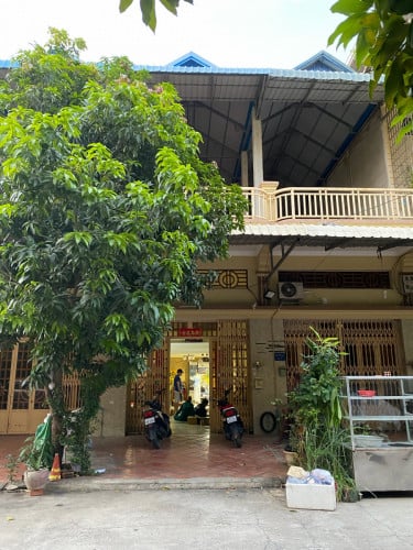 ផ្ទះល្វែងសំរាប់លក់