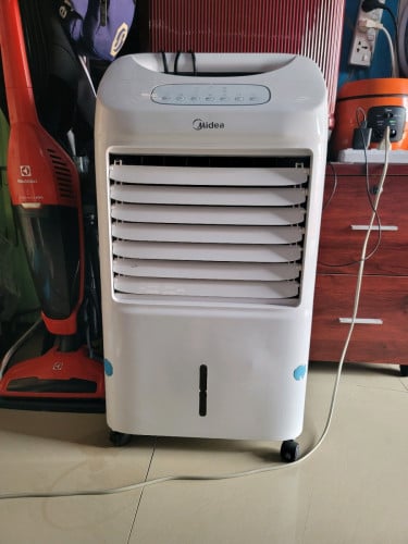 លក់បន្ទាន់កង្ហារត្រជាក់ដាក់ទឹកកកមានពីរគ្រឿង