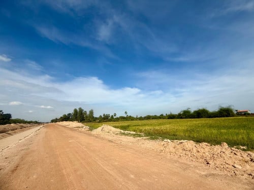 ដីលក់ ស្រុកកណ្តាលស្ទឹង