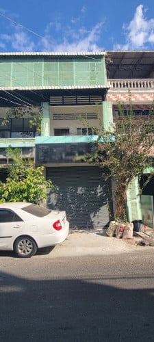 ផ្ទះអាជីវកម្មសម្រាប់ជួលម្ដុំផ្សារដេប៉ូ