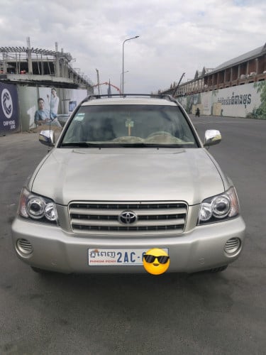 ឡានលក់ឆ្នាំ01ប៉ុង1ធានាស្អាត