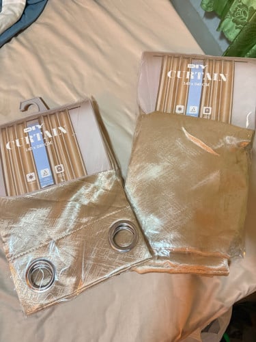 ទិញុយកមលភ្លាមដាក់អត់ត្រូវ លក់ជូនវិញធូៗ 10$ ស្ដើងទេបងៗ ទាំង២នឹង🥹 1m4x2m8