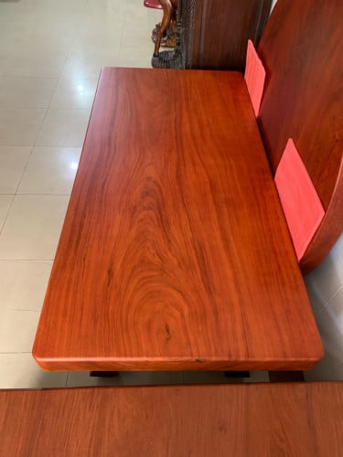 សន្លឹកតុ ឈើបេង ទំហំ102*210cm កំរាស់11cm. សាច់ឈើស្ឫាត លក់បន្ទាន់1600$