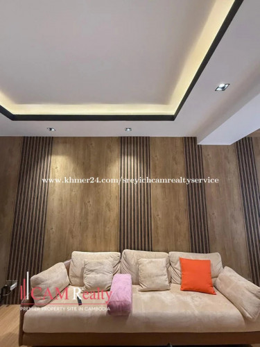 វីឡាកូនកាត់3បន្ទប់គេងសម្រាប់លក់នៅក្នុងបុរីប៉េងហួតបឹងស្នោរ