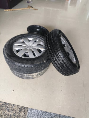 យ៉ាន់ឡានមួយឈុតលក់ 60$