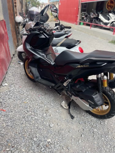 ស្អាត់បងៗADV021