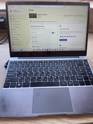 កុំព្យូទ័រ​ប្រទេសកូរ៉េ Jooyon​ លក់យកចាក់ចម្រៀង​ មេីលរឿង...